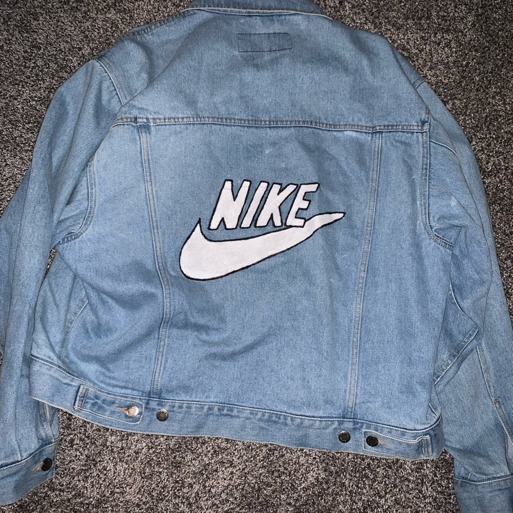 Vintage Wrangler/Nike jean jacket.
